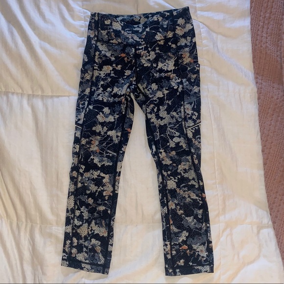 Lululemon Speed Up - Spring Bloom Multi - Picture 1 of 6